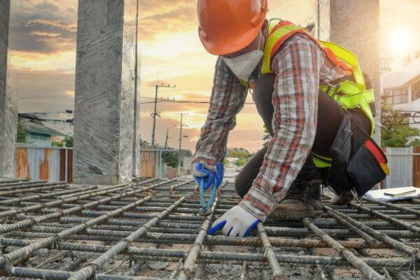 اهمیت مقاوم سازی فونداسیون در ساختمان‌های قدیمی